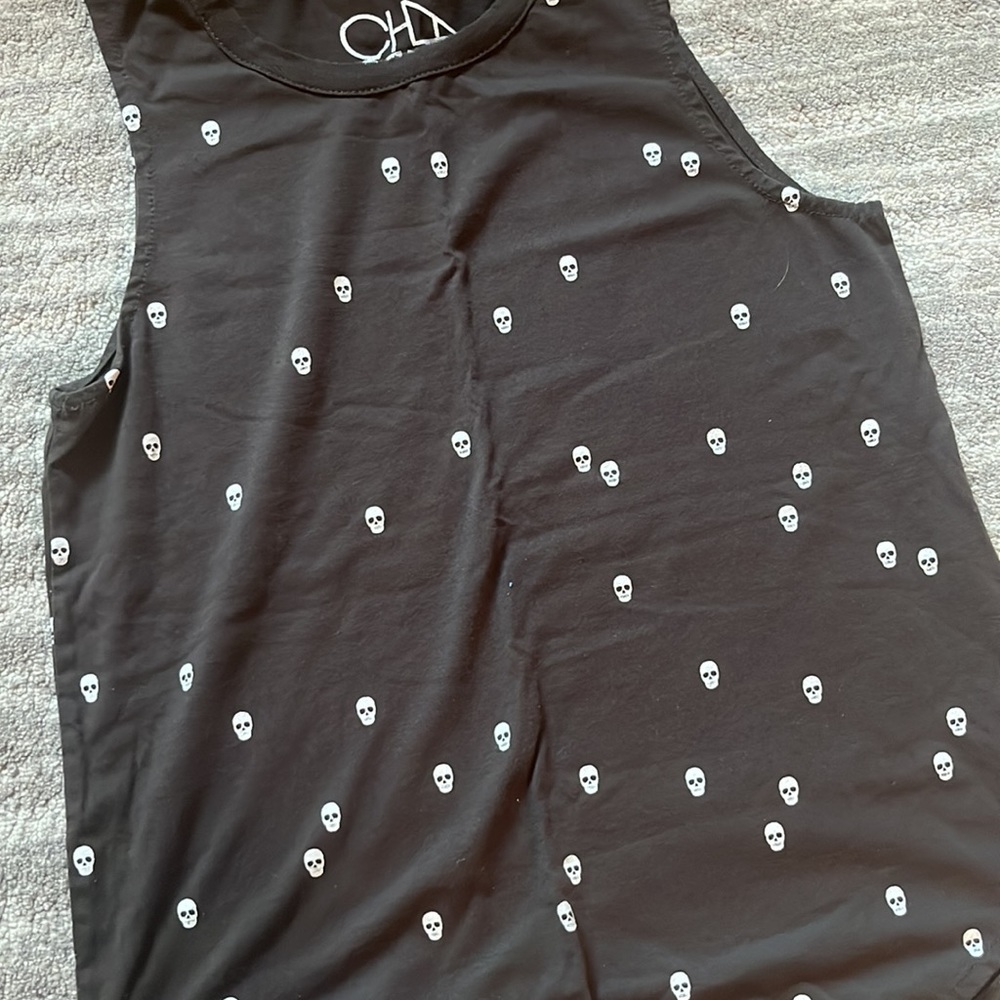 Chaser Tank - Picture 2 of 3